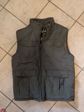Insulated Quilted Utility Vest -Olive Green